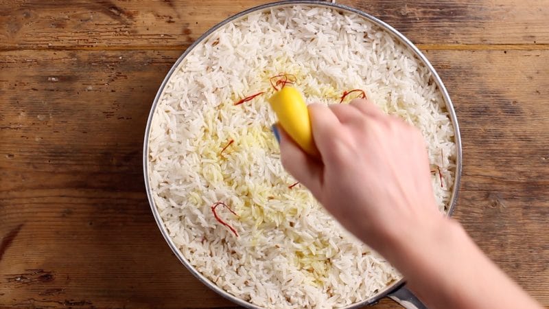 add saffron water and lemon juice add saffron water and lemon juice